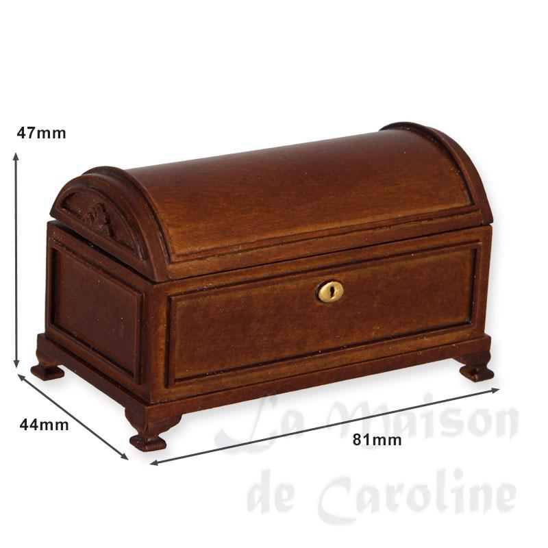 wooden chest walnut  Trianon collectible furniture 1:12 photo 2