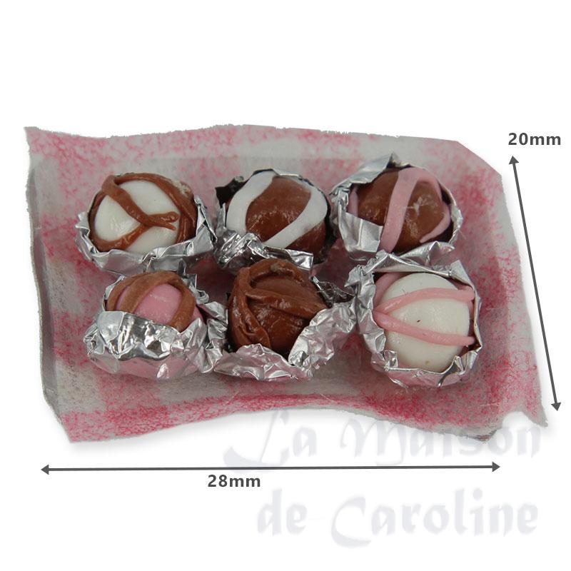 platter of chocolate balls pink + white miniature 1:12 Bilder 1
