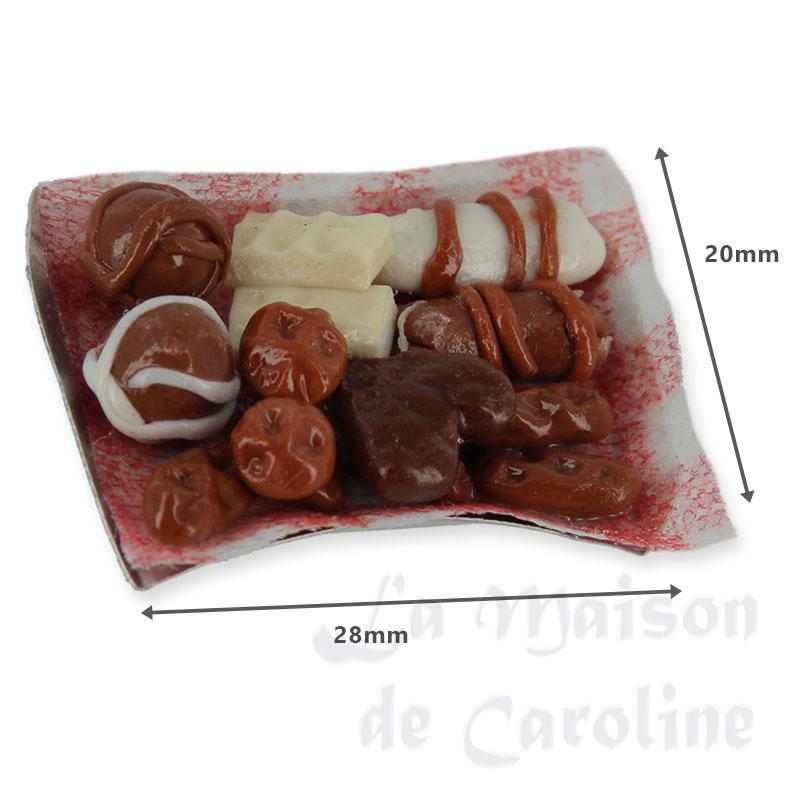 platter of chocolates and christmas cakes miniature 1:12 Bilder 1