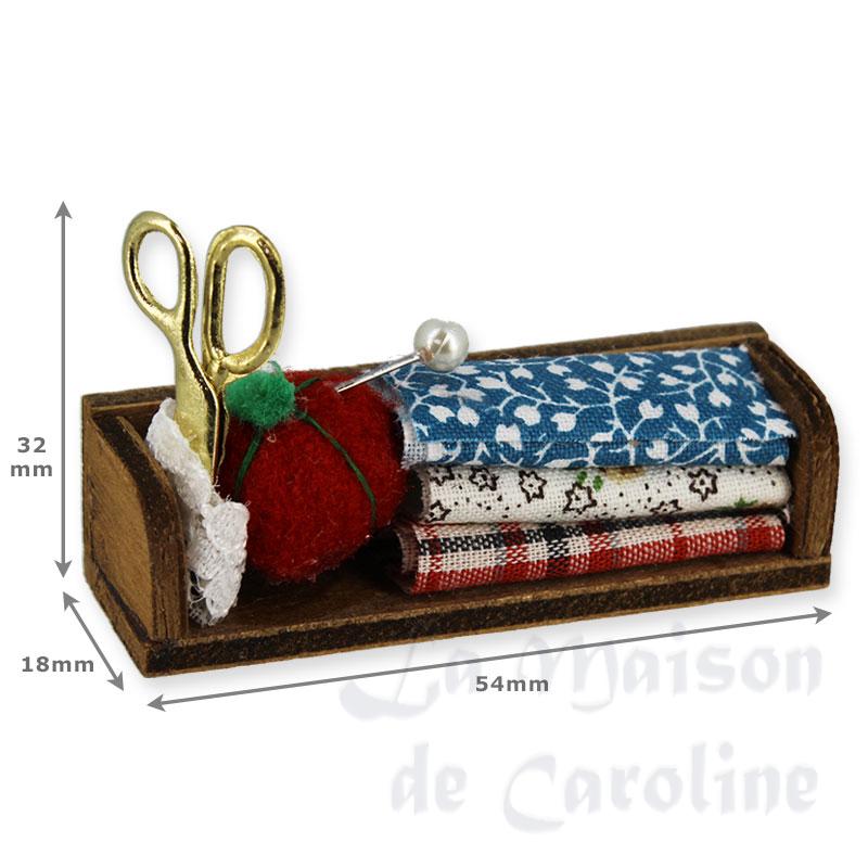 sewing set on rack miniature 1:12 Bilder 1