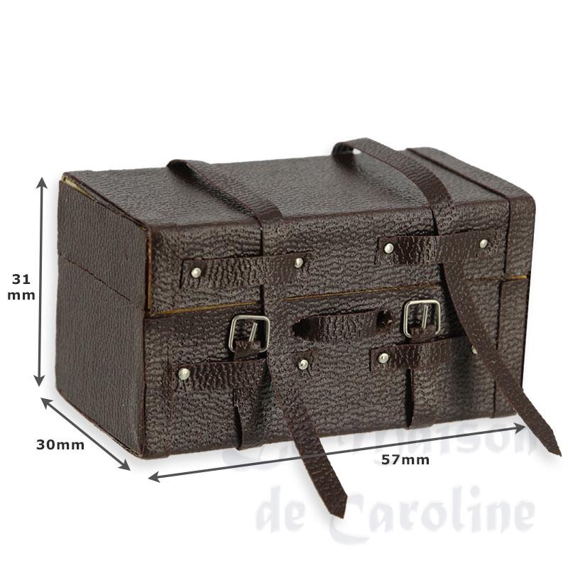 opening leather trunk miniature 1:12 Bilder 1