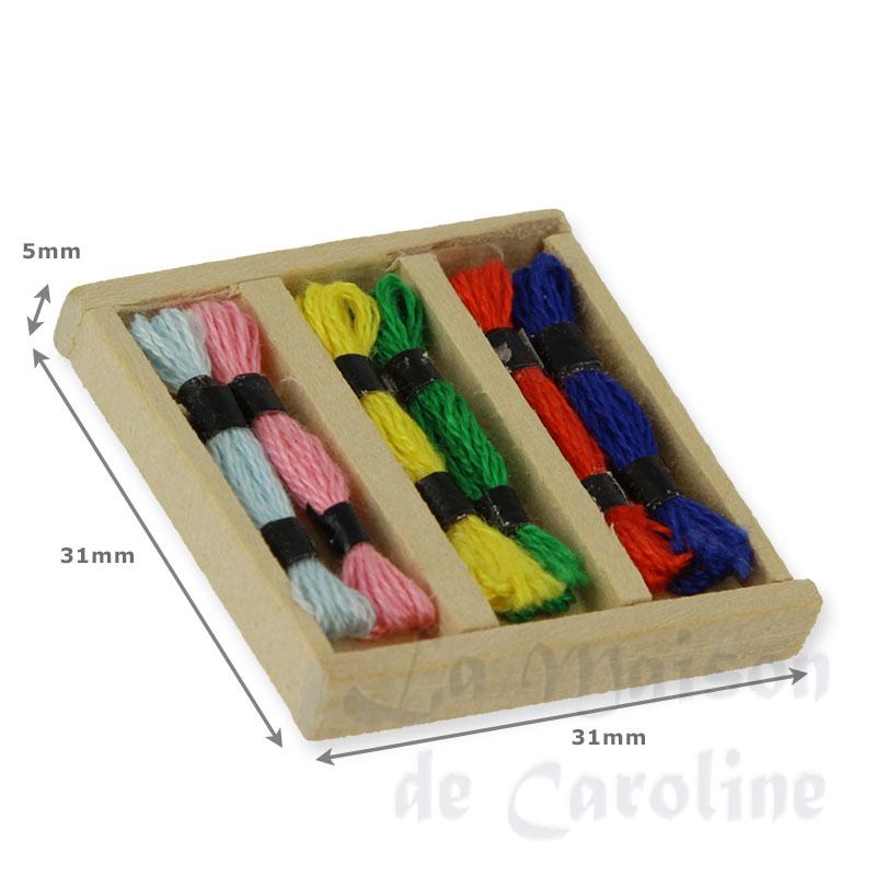 6 x tapestry thread in box miniature 1:12 Bilder 1