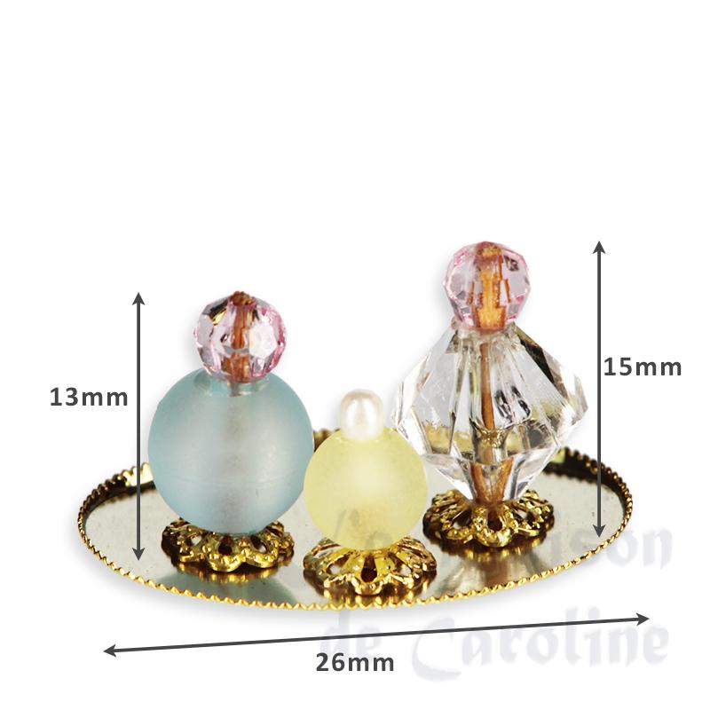 3 perfumes on oval mirror Miniature 1:12 photo 2 3 perfumes on oval mirror Miniature 1:12 photo 2