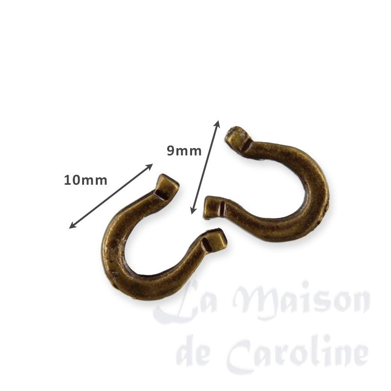 horseshoe antique 2 pcs Miniature 1:12 photo 2 horseshoe antique 2 pcs Miniature 1:12 photo 2