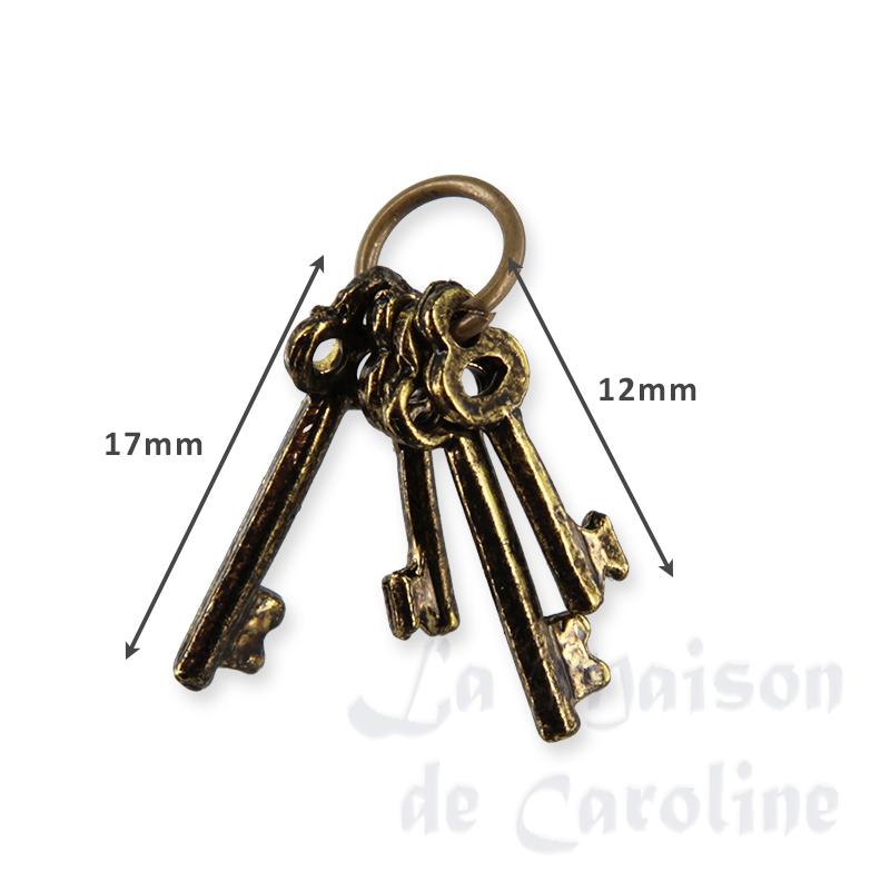 4 keys on ring, antique for dollhouses 1:12 photo 2 4 keys on ring, antique for dollhouses 1:12 photo 2