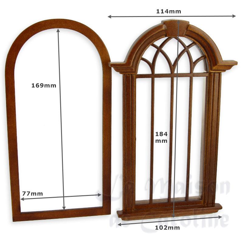 gotic window walnut miniature 1:12 Bilder 1