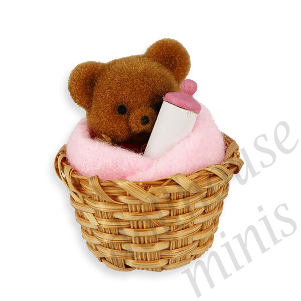 bear w.pink towel in basket Miniature 1:12 bear w.pink towel in basket Miniature 1:12