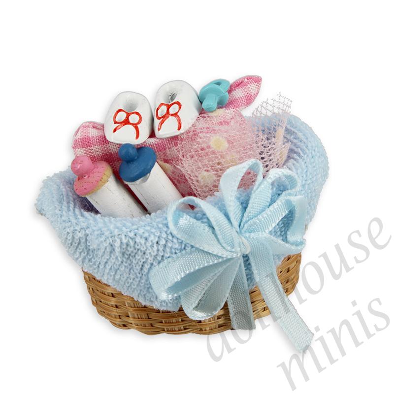 baby supply in basket Miniature 1:12 baby supply in basket Miniature 1:12