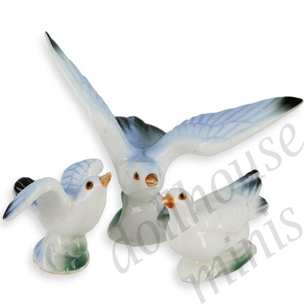 3 pc. family bone china set: bird Miniature 1:12
