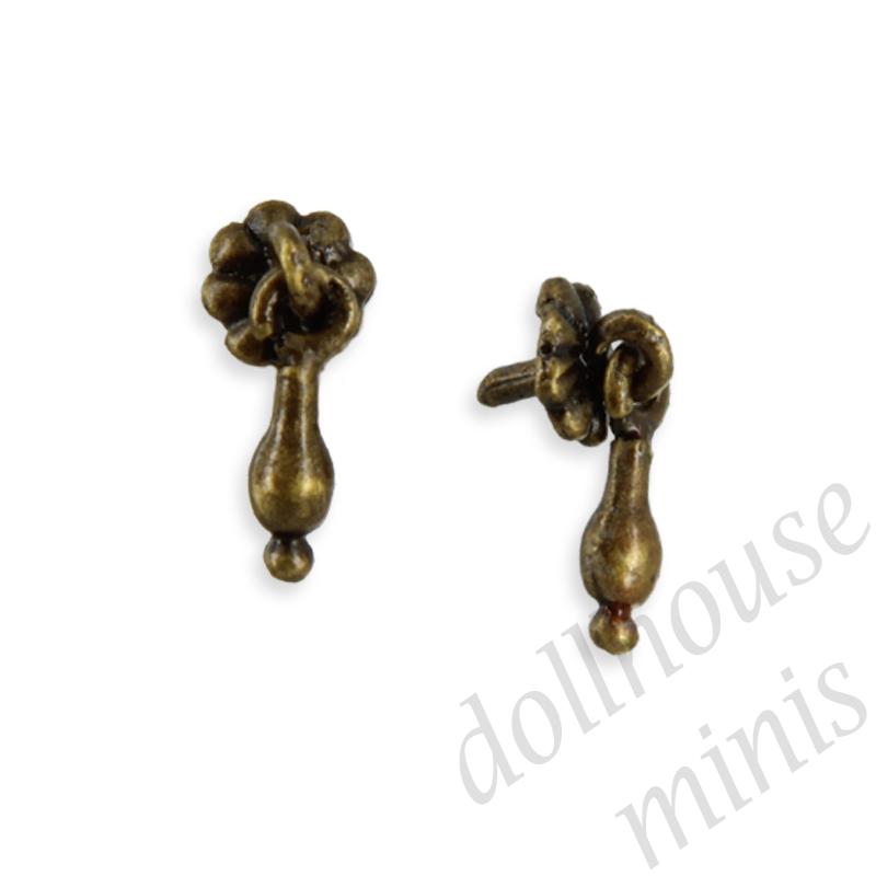 2 cabinet pulls antiq brass for dollhouses 1:12 2 cabinet pulls antiq brass for dollhouses 1:12
