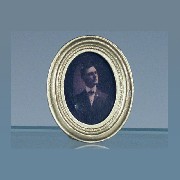 framed portrait - oval (man) miniature 1:12