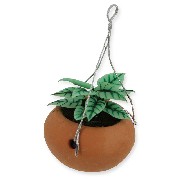hanging pot w/plant miniature 1:12