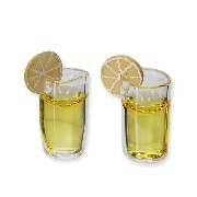 2 glasses w/lemon juice miniature 1:12