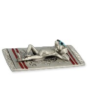 dog in the sun, pewter miniature 1:12