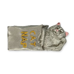 cat/paper bag, pewter miniature 1:12