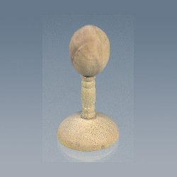 wooden hats suport miniature 1:12