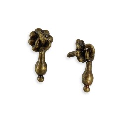 2 cabinet pulls antiq brass for dollhouses 1:12