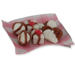 tray of balls, hearts, shock packs miniature 1:12